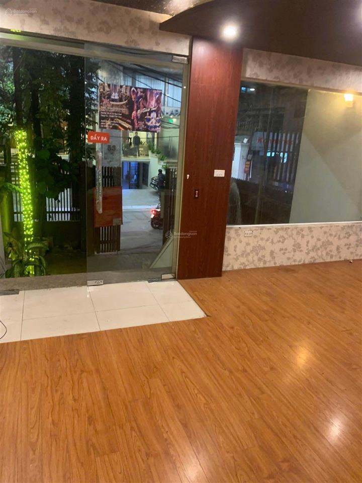 Nhà 6 tầng 165m2 giá 71,5 tỷ tại mặt phố linh lang