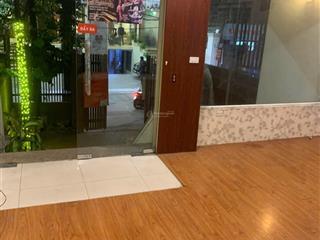 Nhà 6 tầng 165m2 giá 77 tỷ tại mặt phố linh lang