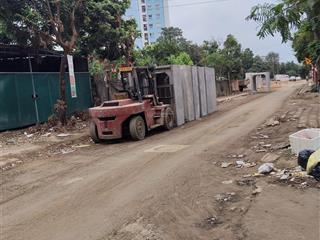 Bán nhà lô góc ô tô tránh  dt 110m2 x mt 8,5m giá 20 tỷ, tại phố cổ nhuế