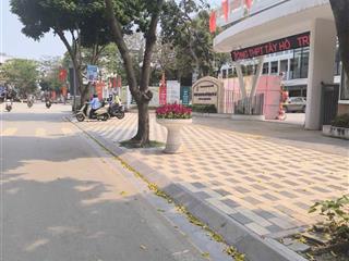 Bán 90m2 đất ngõ ô tô giá 20,7 tỷ tại phường phú thượng