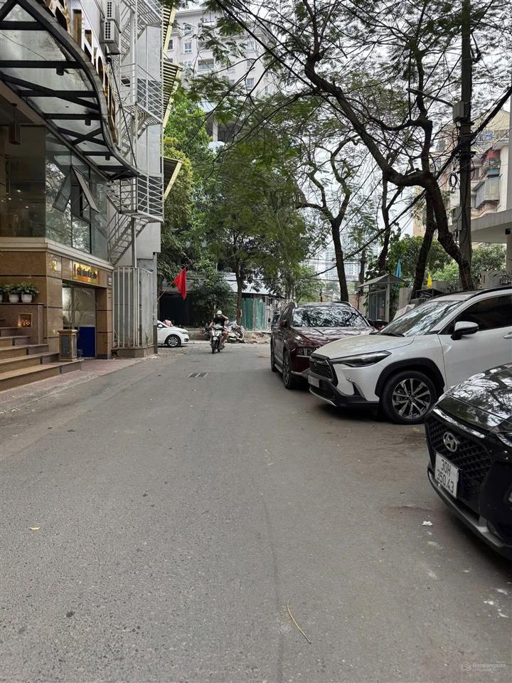 Mặt phố phó đức chính  bán nhà 4 tầng lô góc, 95m giá 53,5 tỷ