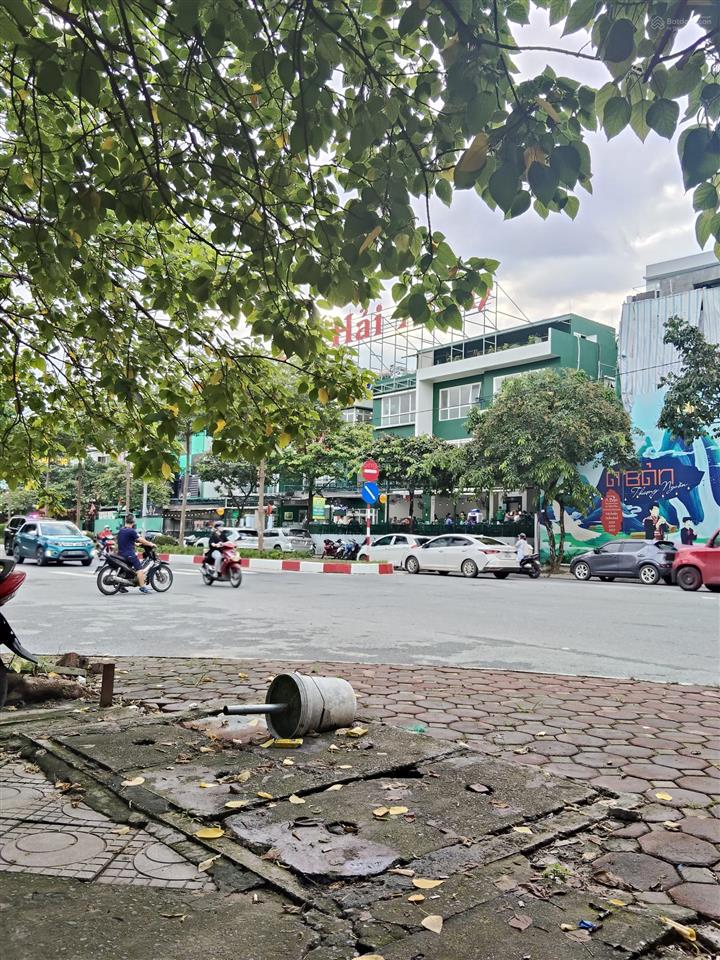 Trần quốc hoàn  bán nhà 7 tầng 100m² x mt 8,5m giá 45 tỷ