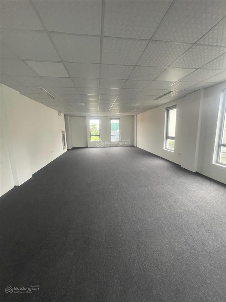 Mặt phố kim mã thượng  bán nhà 6 tầng lô góc 160m2 giá 72 tỷ