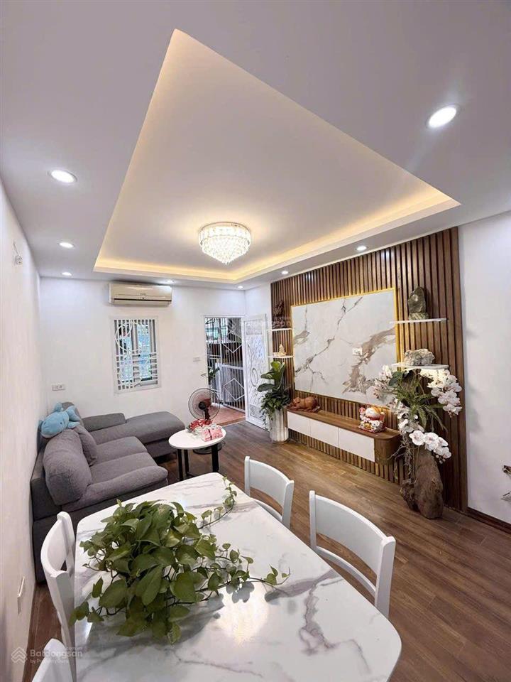 Mặt phố đê la thành  bán nhà 2 tầng 85m2 giá 48 tỷ