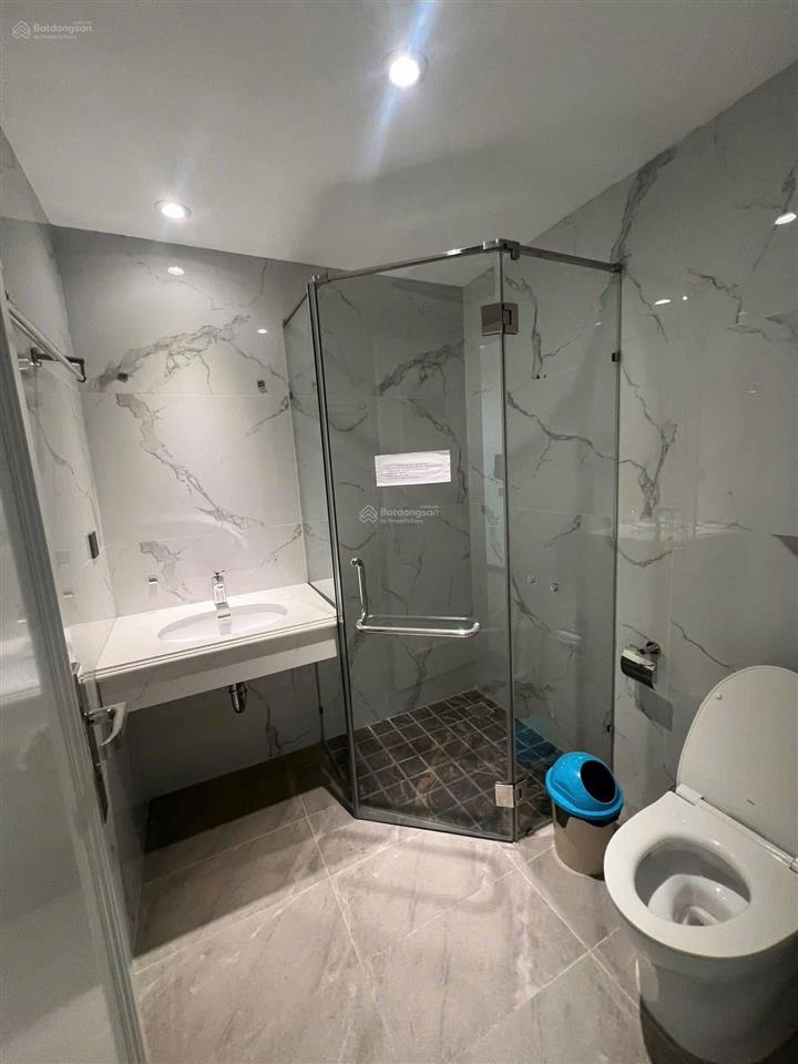 Mặt phố nguyễn hoàng  bán tòa nhà 10 tầng lô góc 280m2 giá 180 tỷ