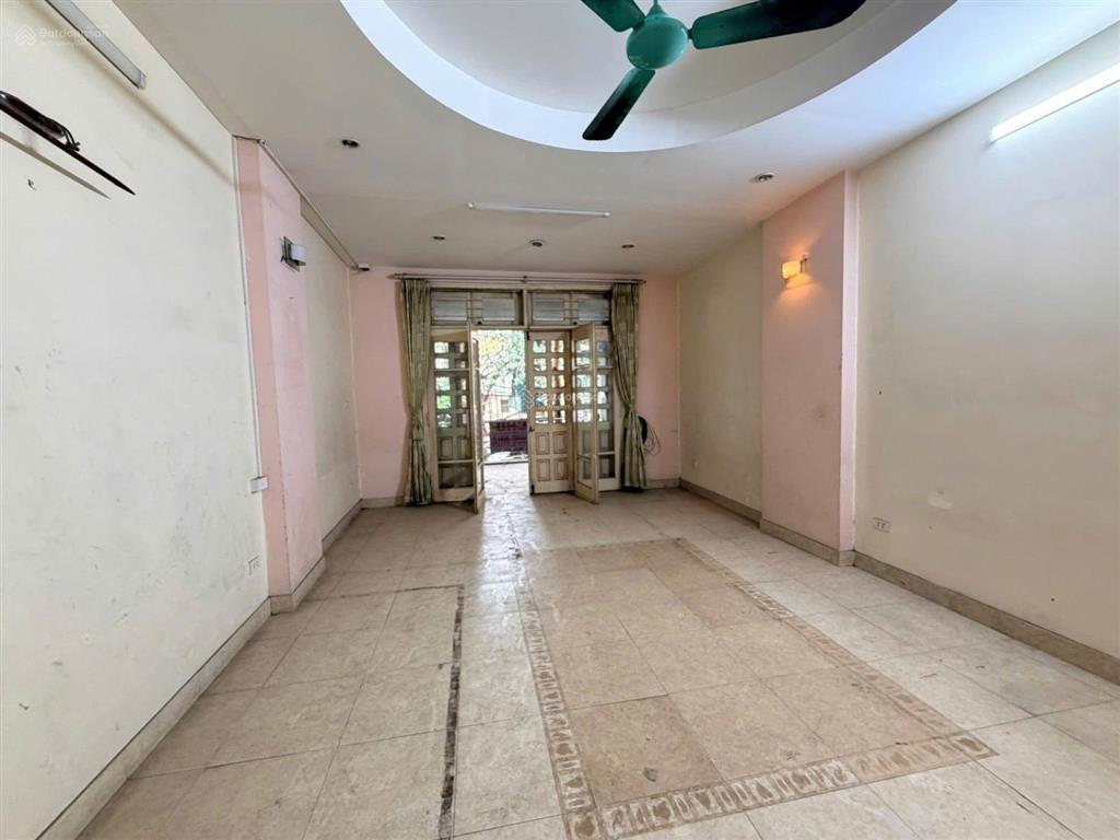 Mặt phố vĩnh phúc  bán nhà 4 tầng 80m2 x mt 4,5m, giá 36 tỷ