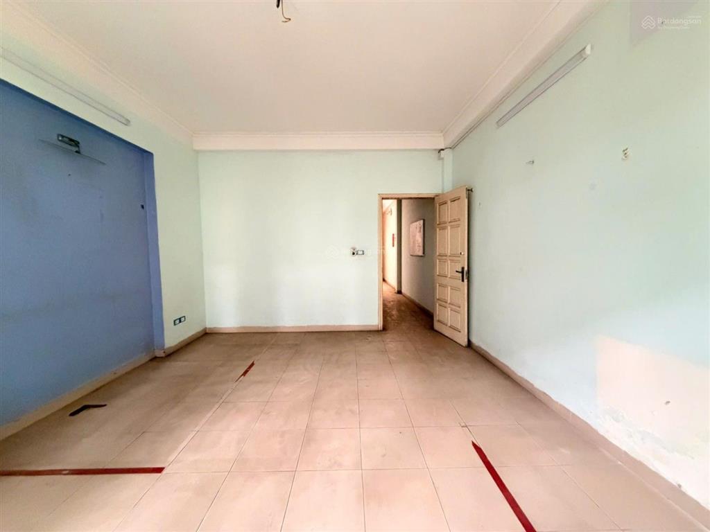 Mặt phố vĩnh phúc  bán nhà 4 tầng 80m2 x mt 4,5m, giá 36 tỷ