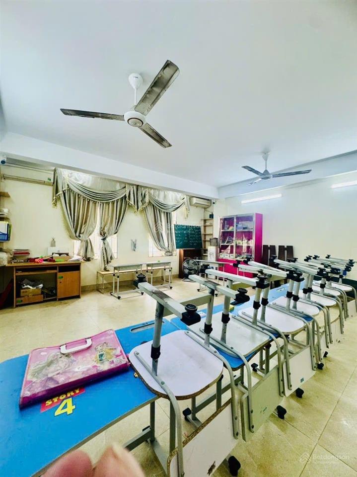 Mặt phố cổ nhuế  bán nhà 7 tầng  dt 60m2 x mt 6m giá 24 tỷ