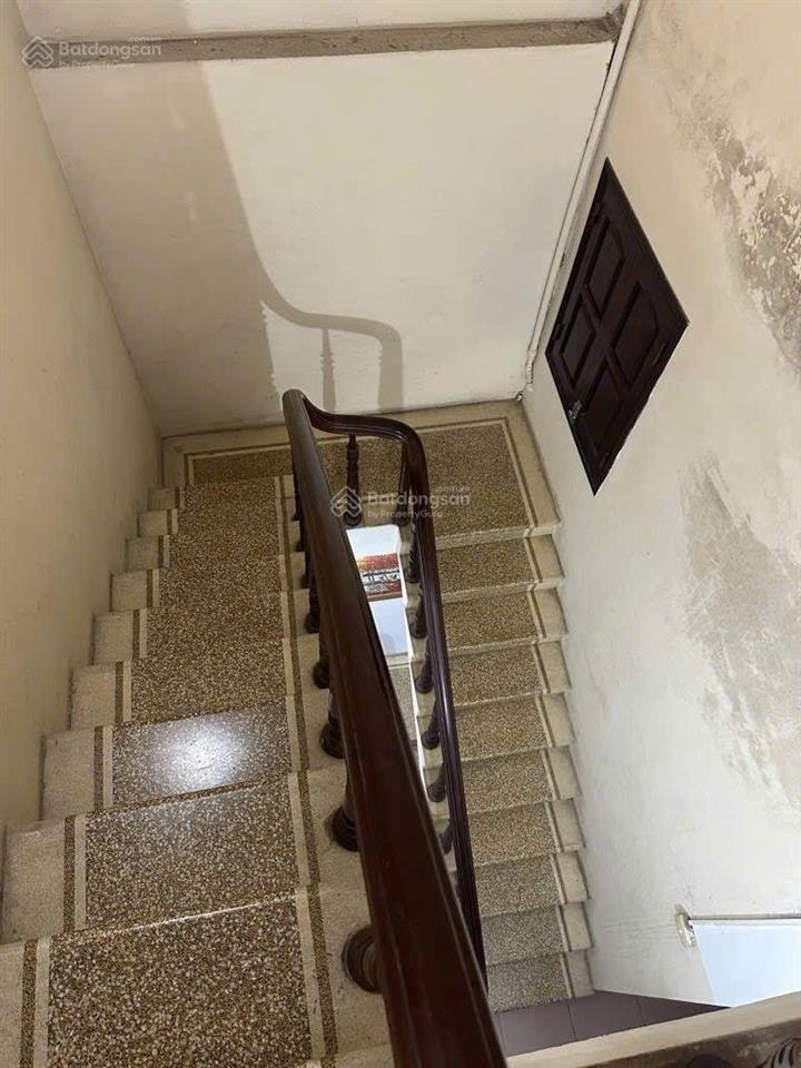 Lê văn hiến  bán nhà 6 tầng ô tô tránh 90m2 x mt 5m giá 18 tỷ