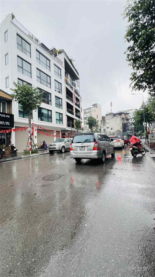 Tây hồ  bán nhà 6 tầng thang máy 150m2 giá 84,5 tỷ