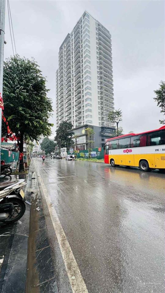 Tây hồ  bán nhà 6 tầng thang máy 150m2 giá 84,5 tỷ