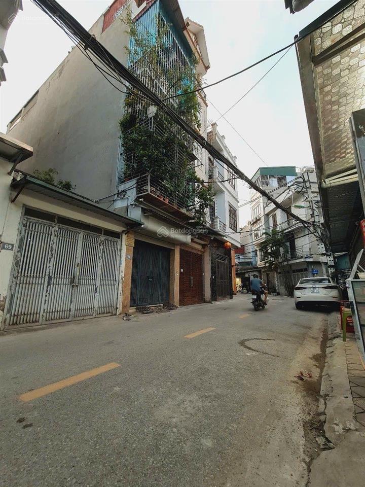 Lạc long quân  bán nhà 100m2 ngõ ô tô, lô góc giá chỉ 30 tỷ
