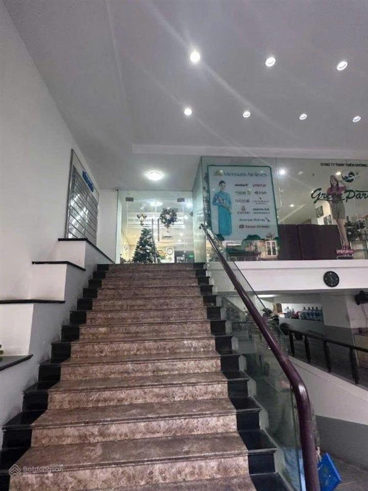 Mặt phố trần quốc toản  bán nhà 11 tầng  250m2 x mt 8m  giá 248 tỷ