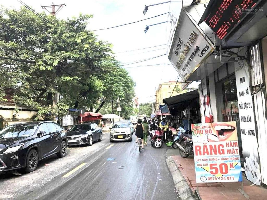 Lê văn hiến  bán đất 80m2 ô tô kinh doanh giá 22 tỷ