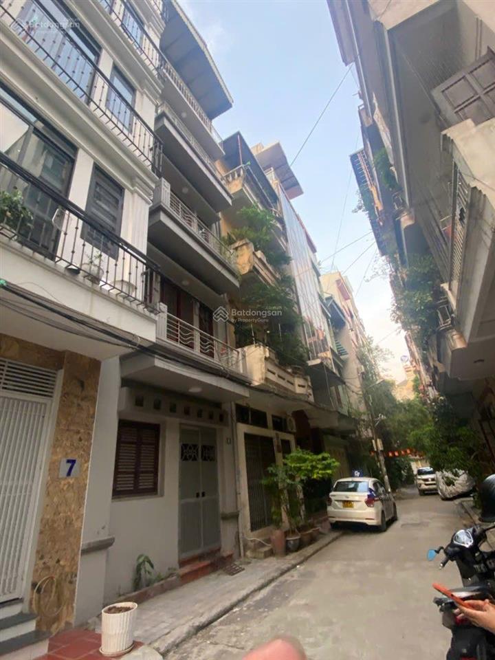 Hoàng quốc việt bán nhà 5 tầng vỉa hè ô tô tránh 40m2 giá 15 tỷ