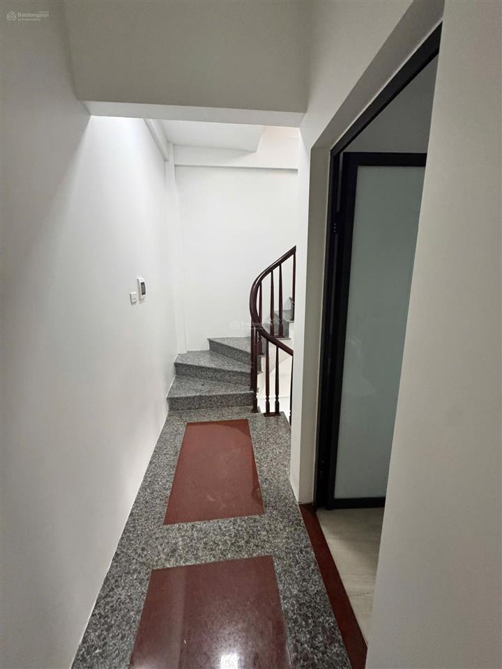 Thụy phương bán nhà 5 tầng lô góc ô tô tránh giá 8,5 tỷ