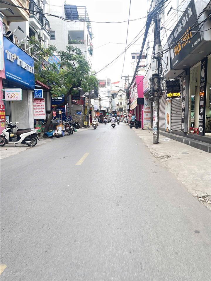 Mặt phố cổ nhuế  bán nhà 3 tầng 95m2 x mt 5m giá 22,5 tỷ