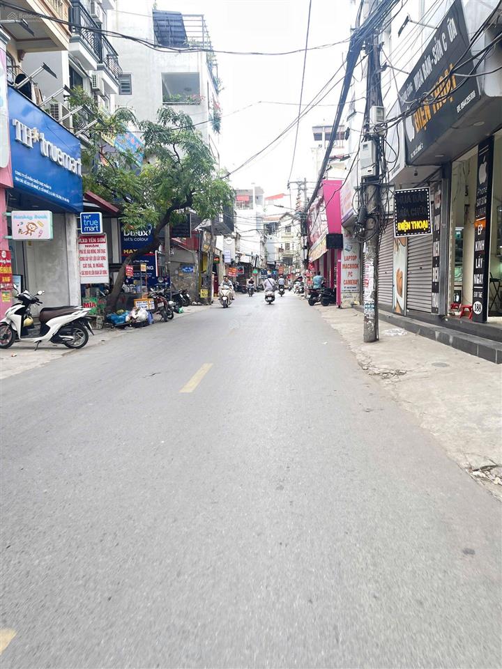 Mặt phố cổ nhuế  bán nhà 3 tầng 95m2 x mt 5m giá 22,5 tỷ