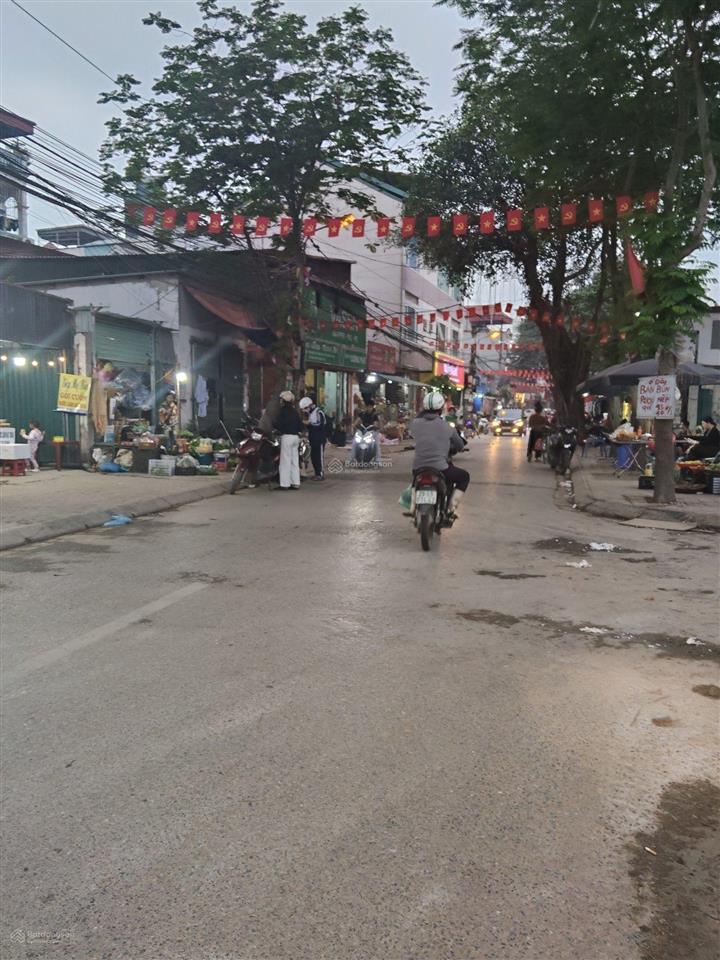 Nhật tảo  bán nhà 3 tầng ngõ ô tô 90m2 giá 13,3 tỷ