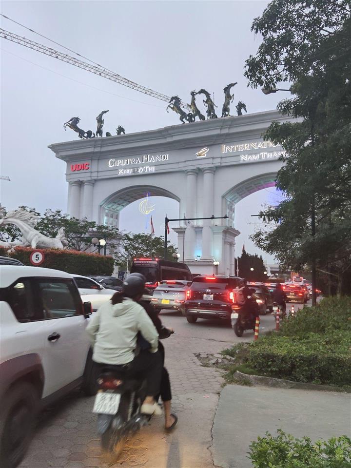 Nhật tảo  bán nhà 3 tầng ngõ ô tô 90m2 giá 13,3 tỷ