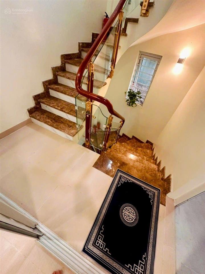 Mặt phố xuân đỉnh  bán nhà 5 tầng 65m2, giá 17,8 tỷ