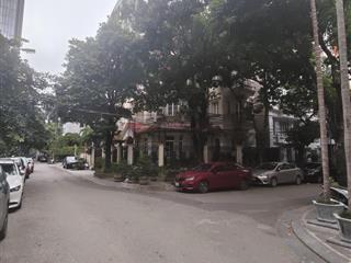Dịch vọng hậu  bán nhà 5 tầng lô góc vỉa hè ô tô tránh 240m2 giá 130 tỷ