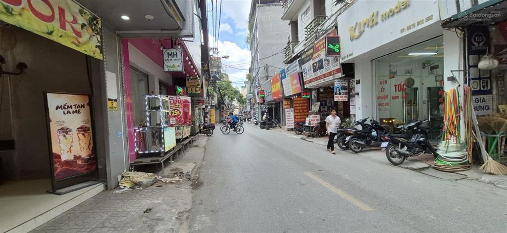 Mặt phố cổ nhuế  bán nhà 6 tầng lô góc 90m2 x mặt tiền 6,5m giá 22 tỷ