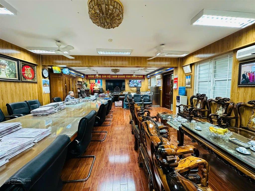 Mặt phố lộc  bán nhà 7 tầng 130m2 x mt 8,5m giá 51 tỷ