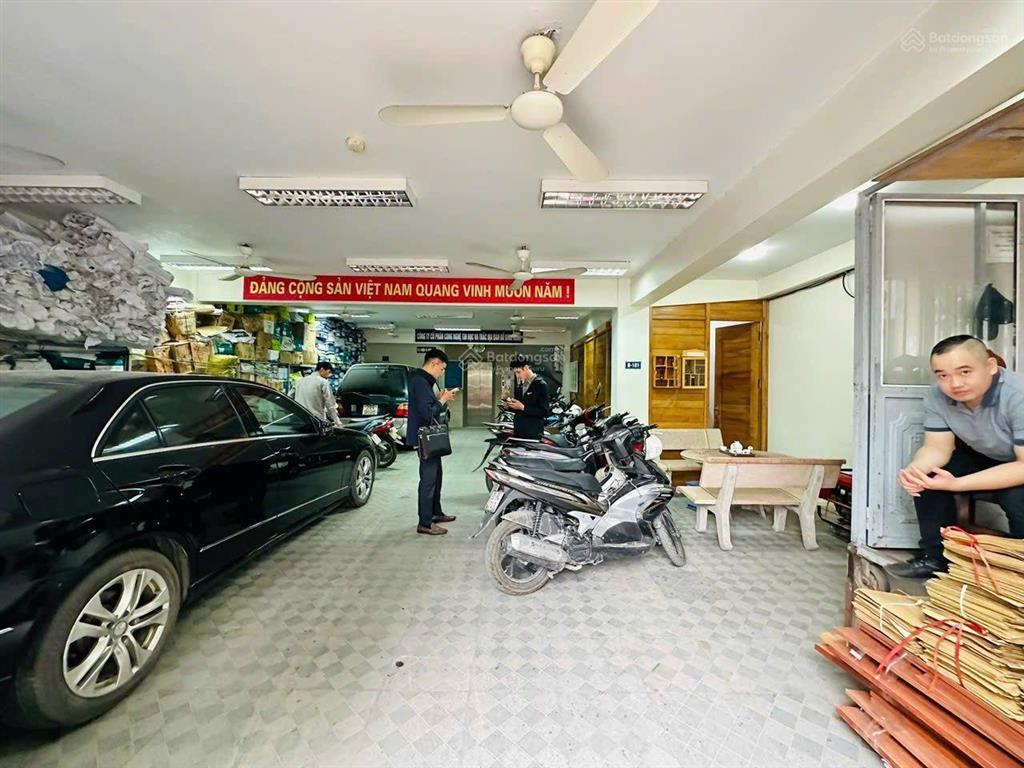 Mặt phố lộc  bán nhà 7 tầng 130m2 x mt 8,5m giá 51 tỷ