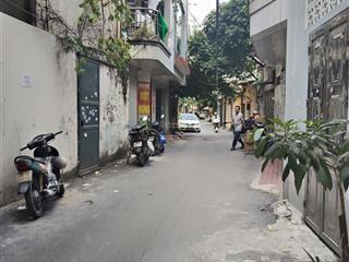 Mặt phố đồng bát  nguyễn hoàng  bán nhà 8 tầng 45m2 giá 16,3 tỷ