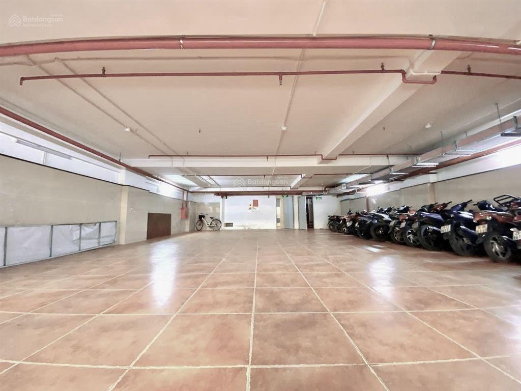 Mặt phố phùng chí kiên  bán nhà 10 tầng dt 110m2 x mt 10m giá 57 tỷ