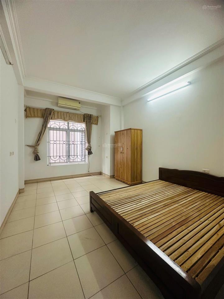Văn hội  bán nhà 5 tầng ngõ ô tô  dt 30m2 giá 5,8 tỷ
