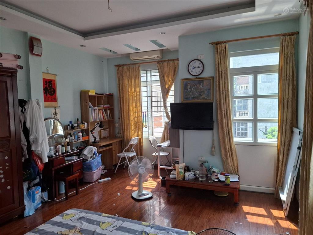 Cổ nhuế  bán nhà 4 tầng lô góc  ô tô  dt 60m2 giá 11 tỷ