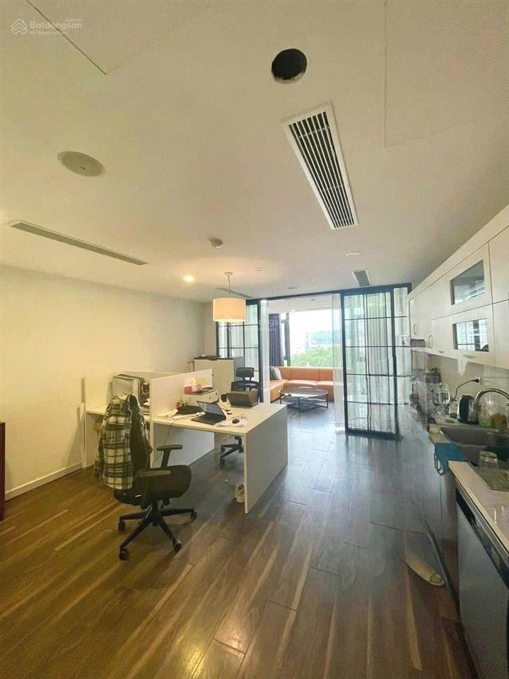 Mặt phố hàm long  bán tòa building 10 tầng 180m2 giá 150 tỷ