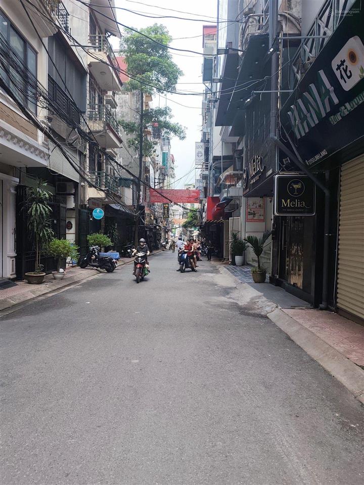 Linh lang  bán nhà 5 tầng ô tô tránh dt 45m2 giá 23,5 tỷ