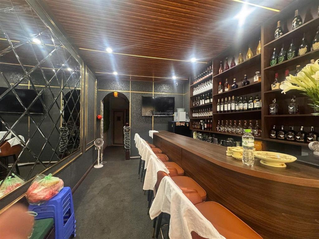 Linh lang  bán nhà 5 tầng ô tô tránh dt 45m2 giá 23,5 tỷ