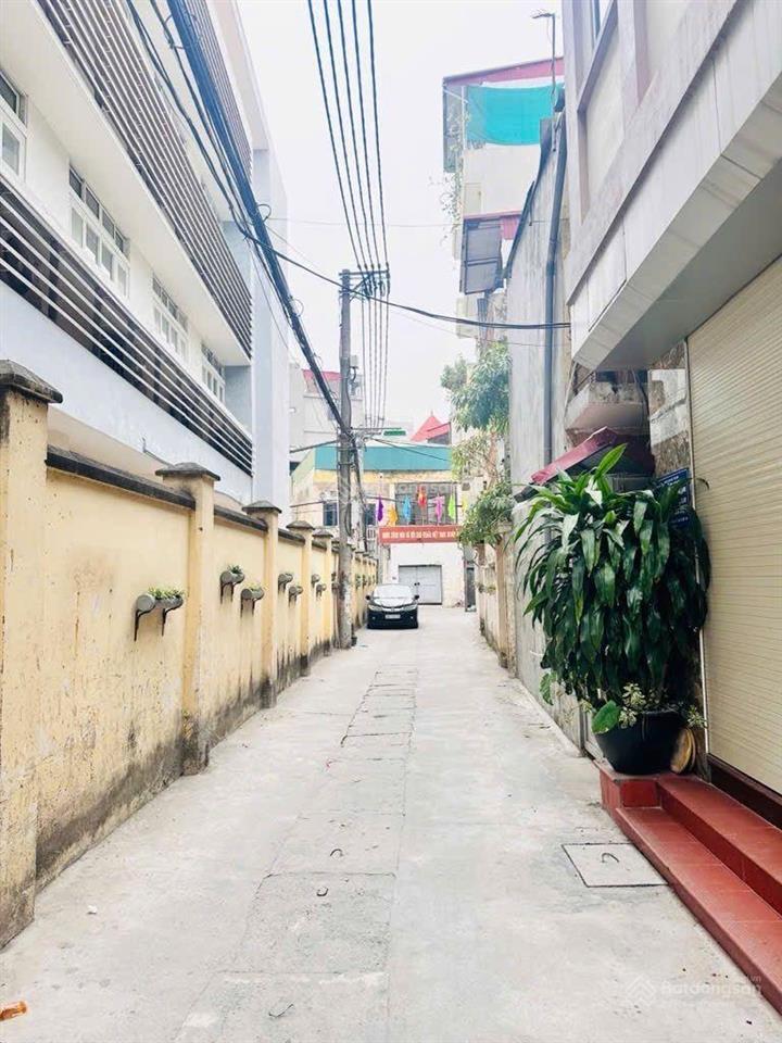 Cổ nhuế  bán nhà 5 tầng 33m2 giá 7,8 tỷ