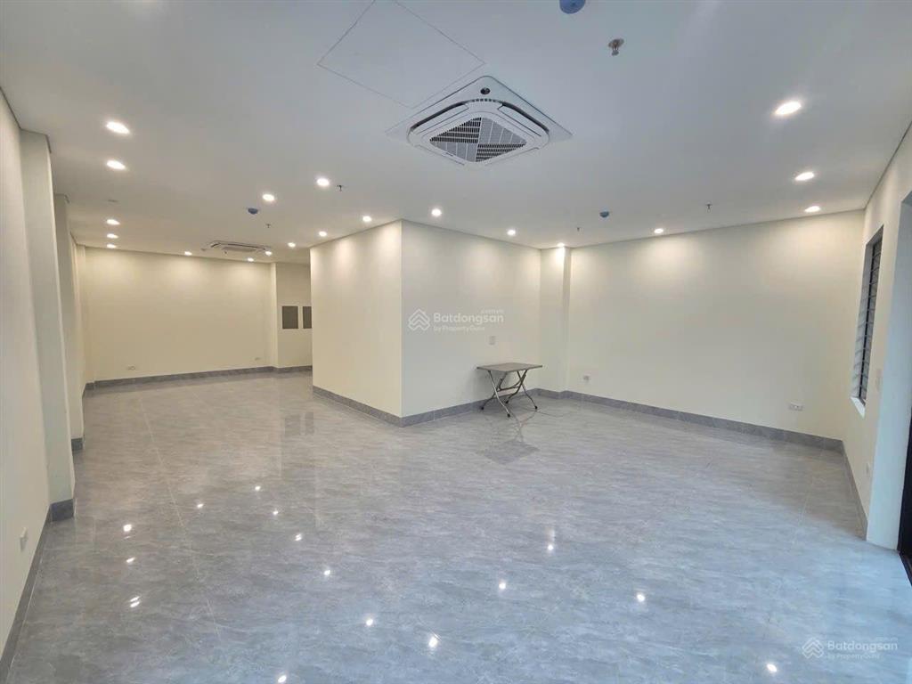 Phân lô phạm tuấn tài  bán nhà 6 tầng thang máy, dt 65m2 x mt 5m giá 25 tỷ