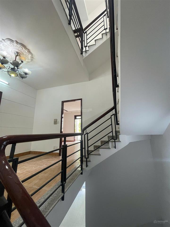 Bán biệt thự kdc đồng diều phường chánh hưng tp hcm. gần tttm parc mall