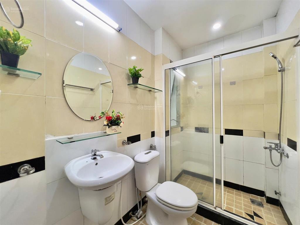 Bán nhà đường trần thị ngôi phường chánh hưng ( phường 4 quận 8 cũ ). đang có hợp đồng thuê 22tr/th