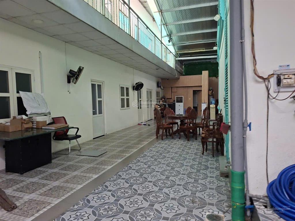 Bán nhà diện tích 800m2 đường võ văn tần phường võ thị sáu ( phường 6 quận 3)