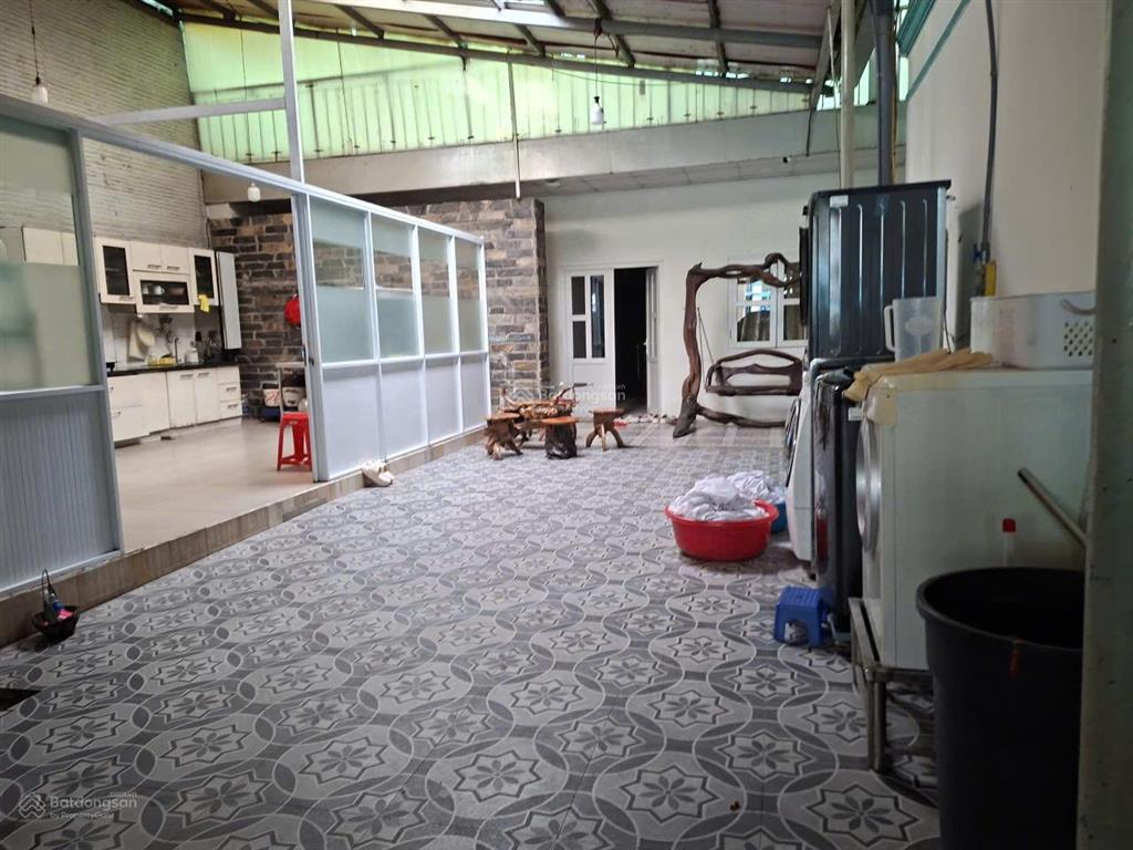 Bán nhà diện tích 800m2 đường võ văn tần phường võ thị sáu ( phường 6 quận 3)