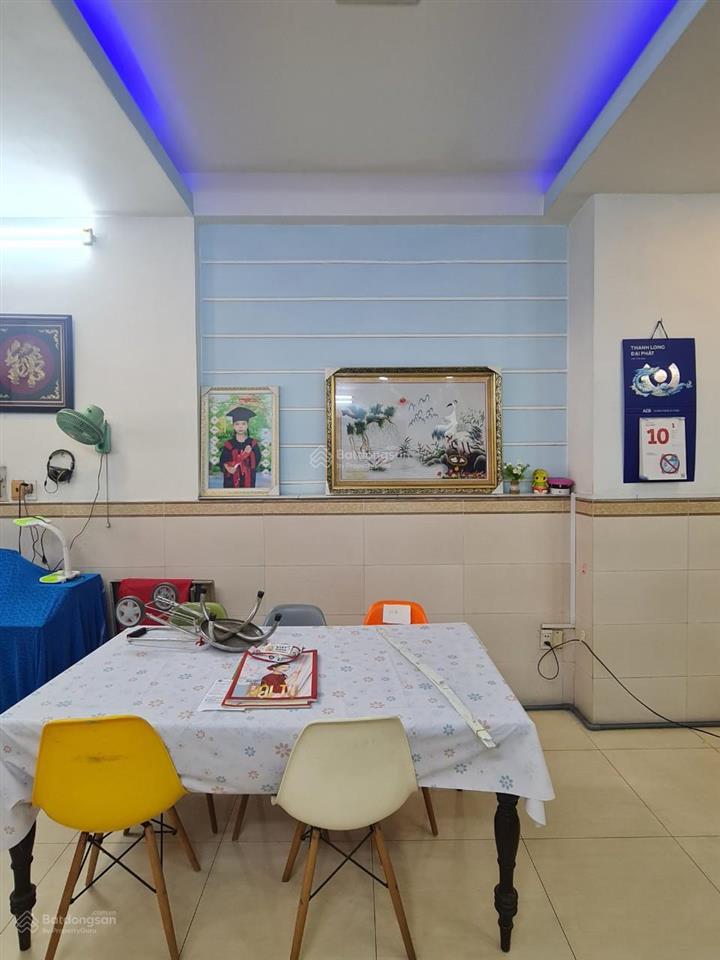 Bán nhà hẻm âu dường lân phường 2 quận 8. nhà nở hậu, hẻm an ninh, gần mặt tiền đường