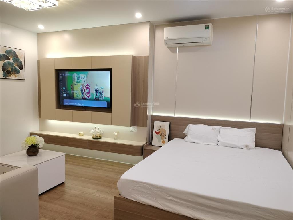 Chính chủ em cần bán căn studio, bim 30 tầng, full nội thất ,sổ đỏ giá 1.5tỷ. 0965 868 ***