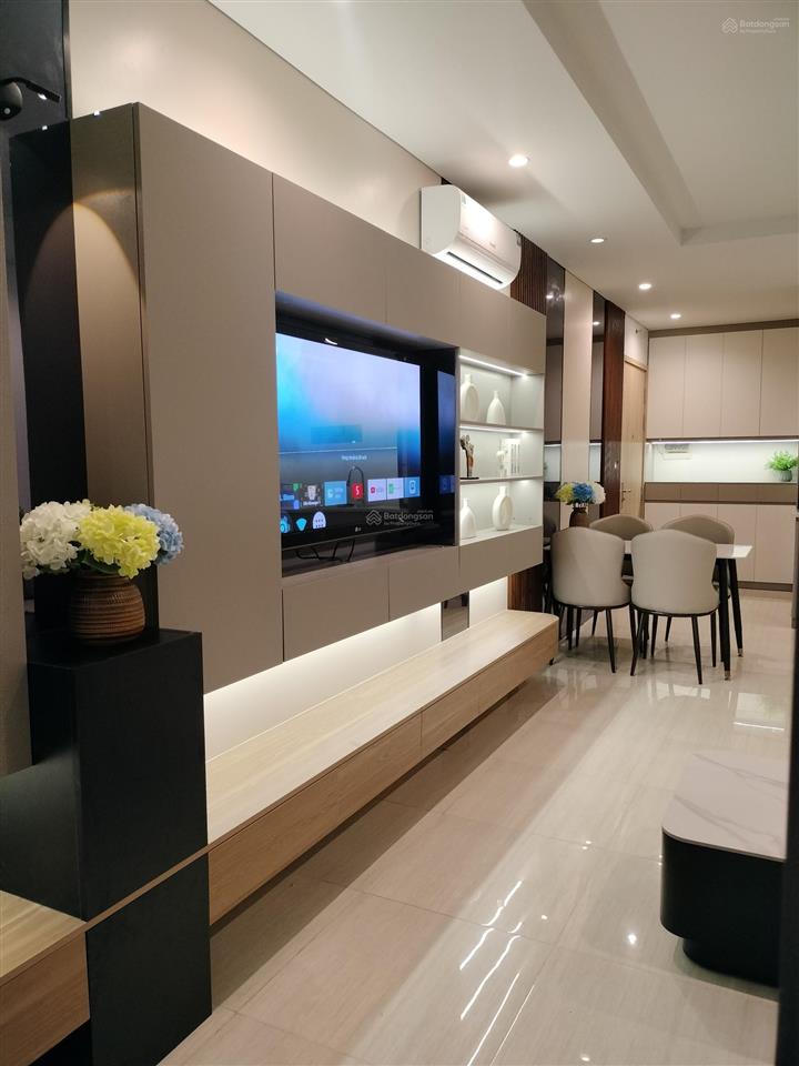 Em cần bán căn 1 ngủ lớn, green garden, 48m2, sổ đỏ full nội thất mới giá 1,8x tỷ.  0965 868 ***