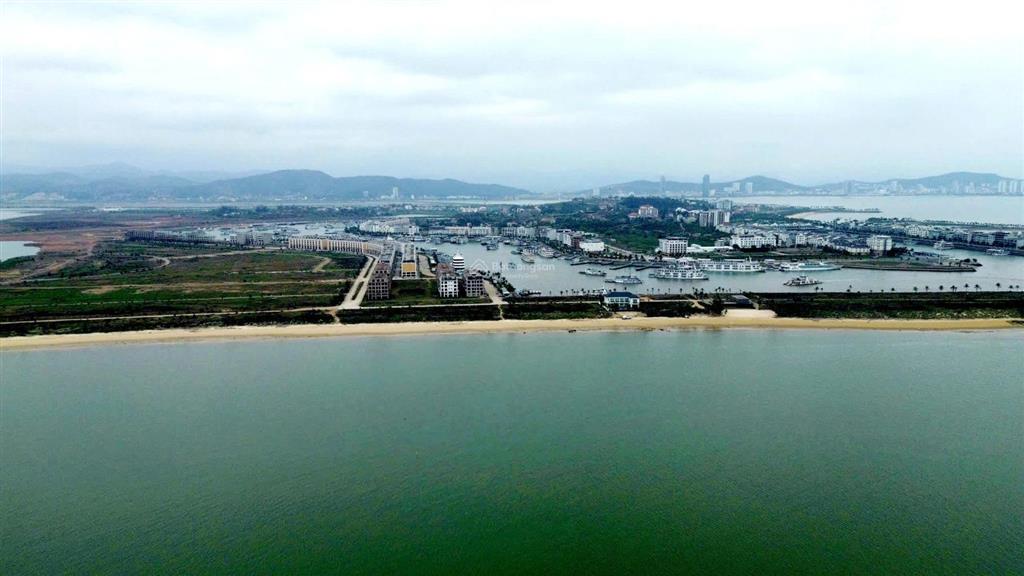 Căn cắt lỗ nền liền kề tuần châu, cảng 2, bến du thuyền, view triệu đô chỉ 5 tỷ. 0965 868 ***