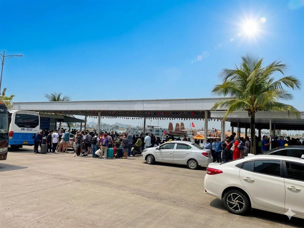 Sở hữu ngay căn góc tuần châu marina, âu cảng 2, sát bến du thuyền, khu l, 144 m2 giá chỉ 10,x tỷ.