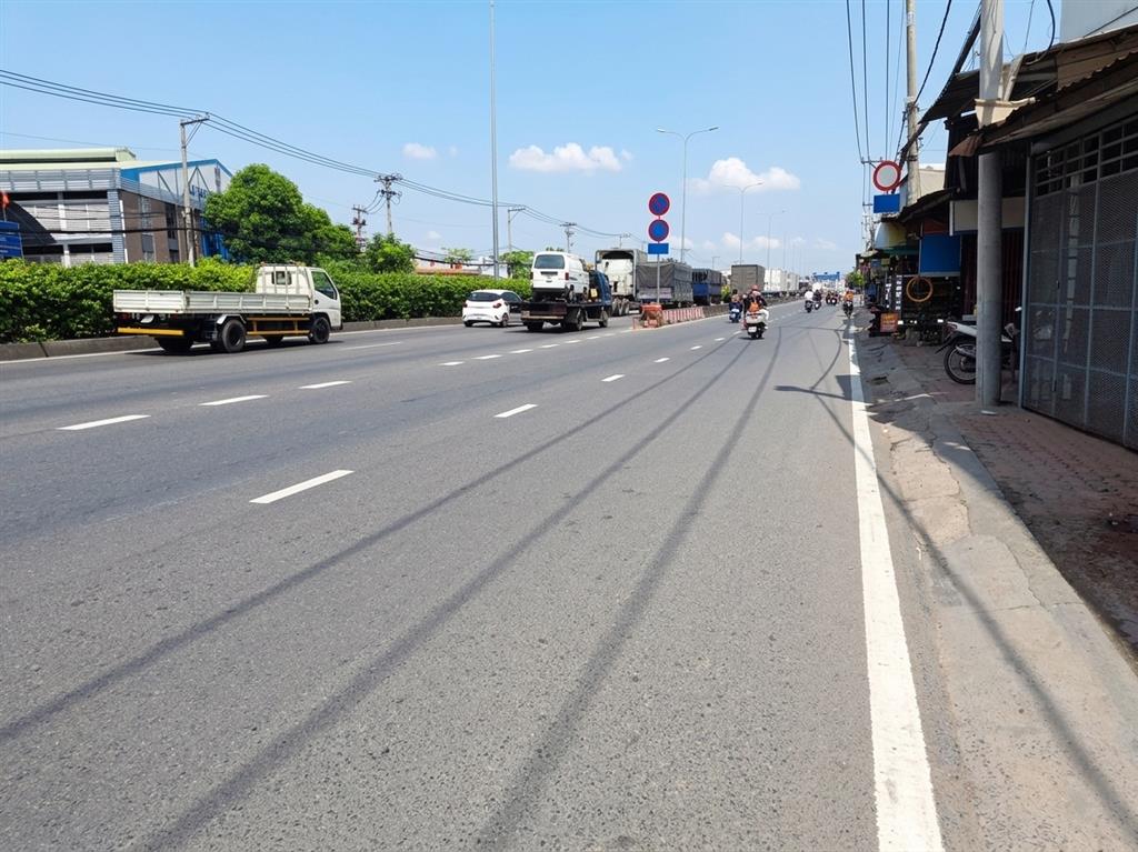 [O2522*] Đất Xây CHDV 7 Tầng Sát ĐH Nguyễn Tất Thành, Giá 5.x Tỷ Khan Hiếm!