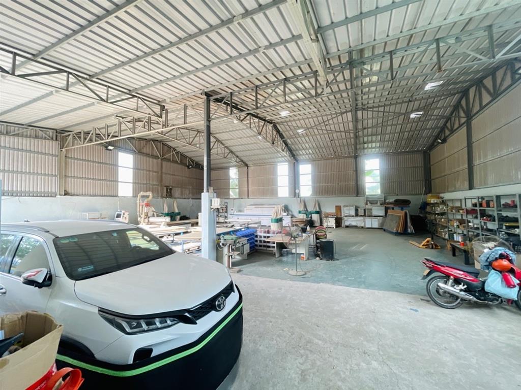 📍 O2660  Nhà Mặt Tiền 660m2 Sân Vườn View Sông Thạnh Xuân 38 - Giá 28.x Tỷ Khan Hiếm!
