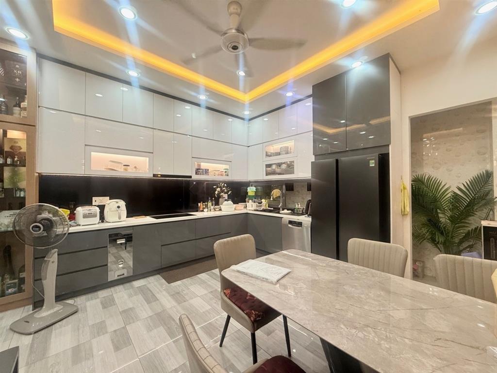 [O2778] MT Nguyễn Du gần Chợ Gò Vấp kinh doanh tốt 19.x tỷ